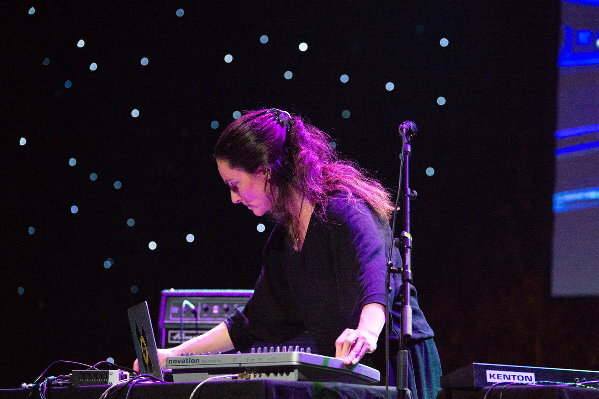 Erlend Apneseth Trio med Maja Ratkje