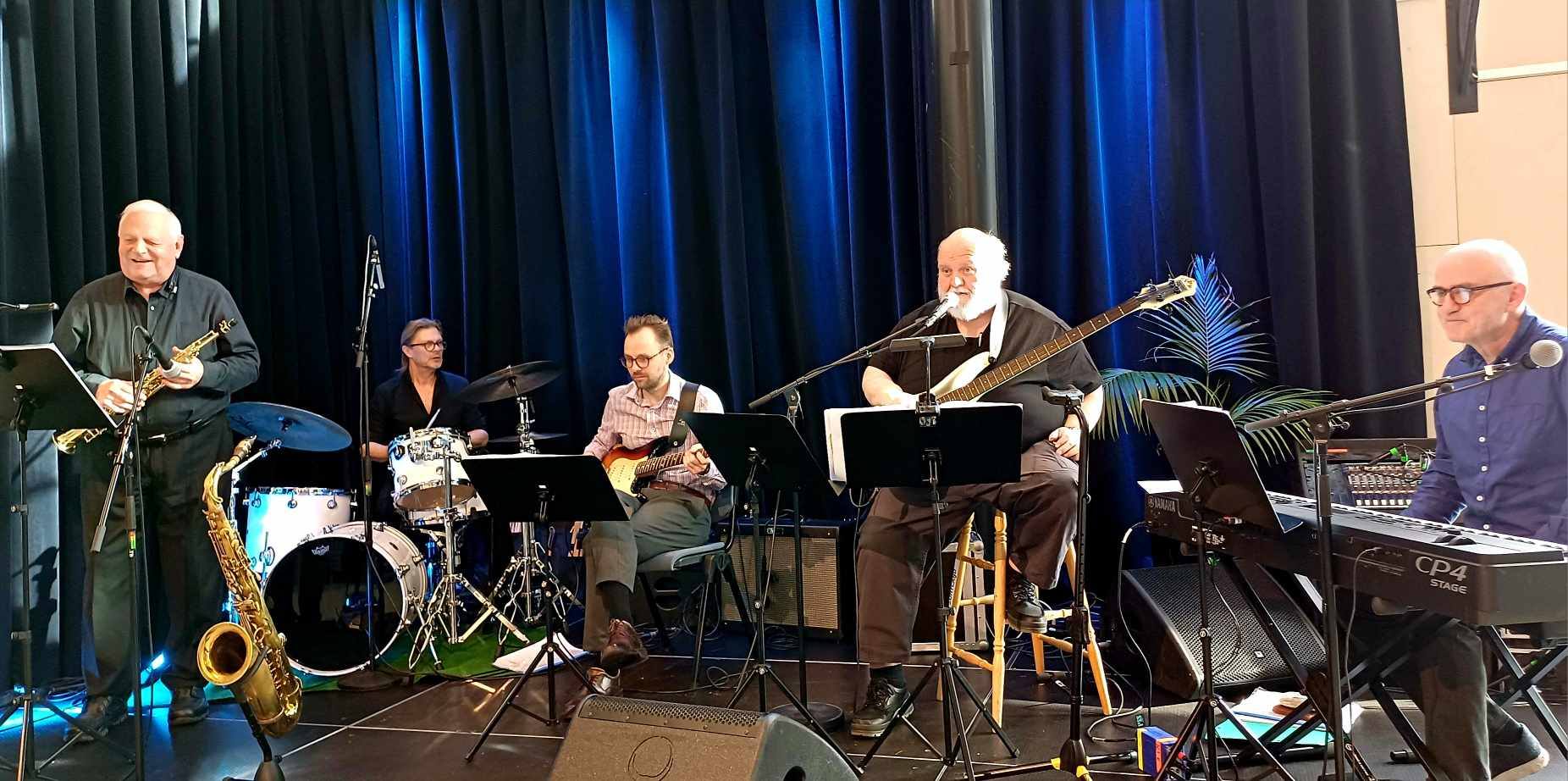 Te-dans med Steinar Kjeldsen kvintett